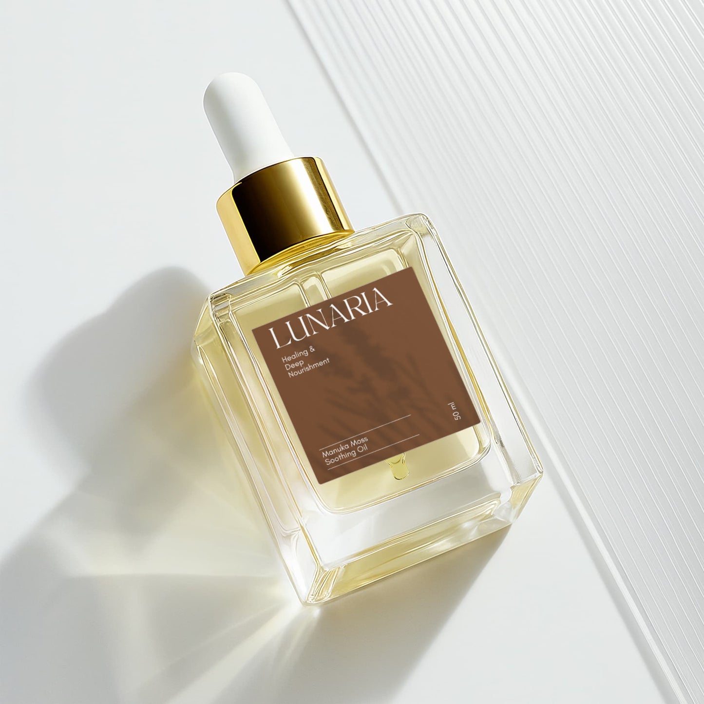 LUNARIA Manuka Moss Soothing Oil
